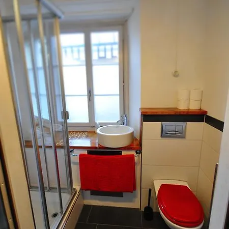 Lejlighed Town House Sleeps 12 Guests *