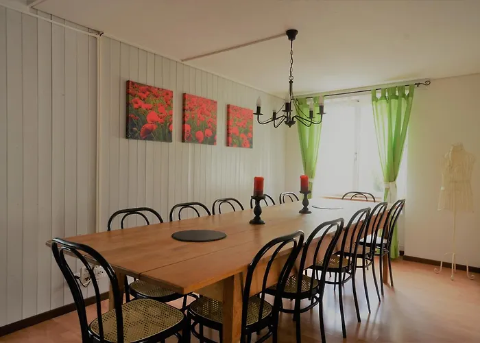 Town House Sleeps 12 Guests Lejlighed Interlaken