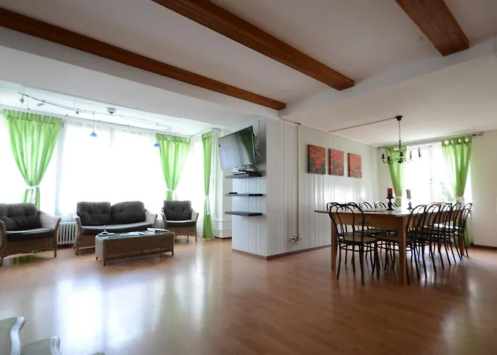 Town House Sleeps 12 Guests Apartment Interlaken