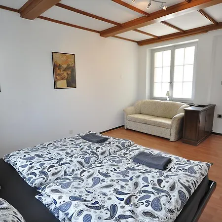 아파트 Town House Sleeps 12 Guests